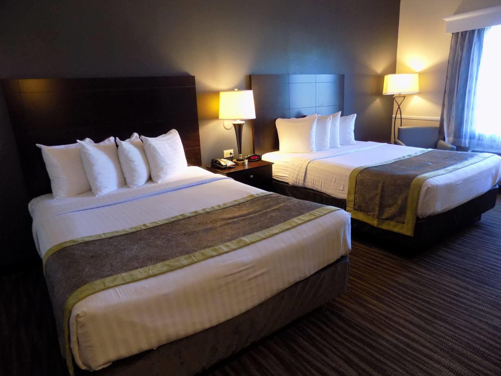 Best Western Augusta West Esterno foto
